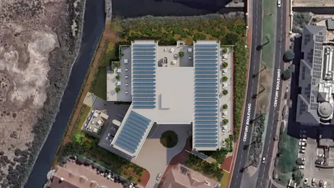 Canal Plaza, Heron Crescent